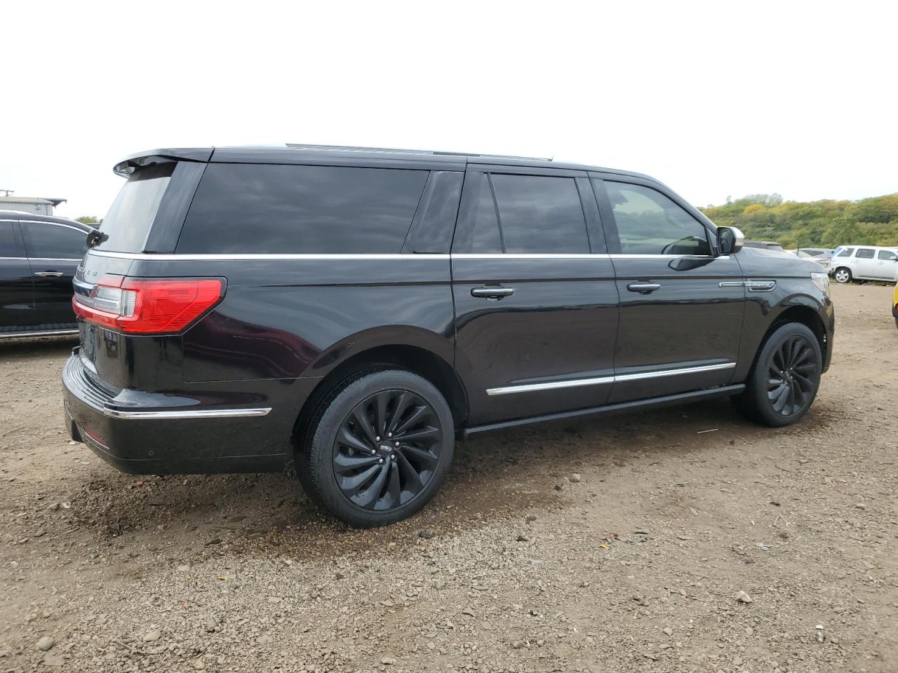 2020 LINCOLN NAVIGATOR L BLACK LABEL photo 5