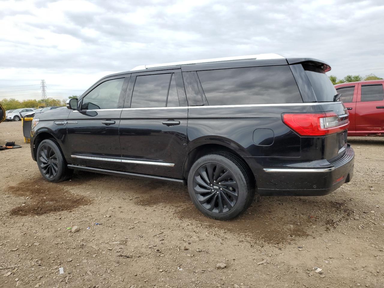 2020 LINCOLN NAVIGATOR L BLACK LABEL photo 3
