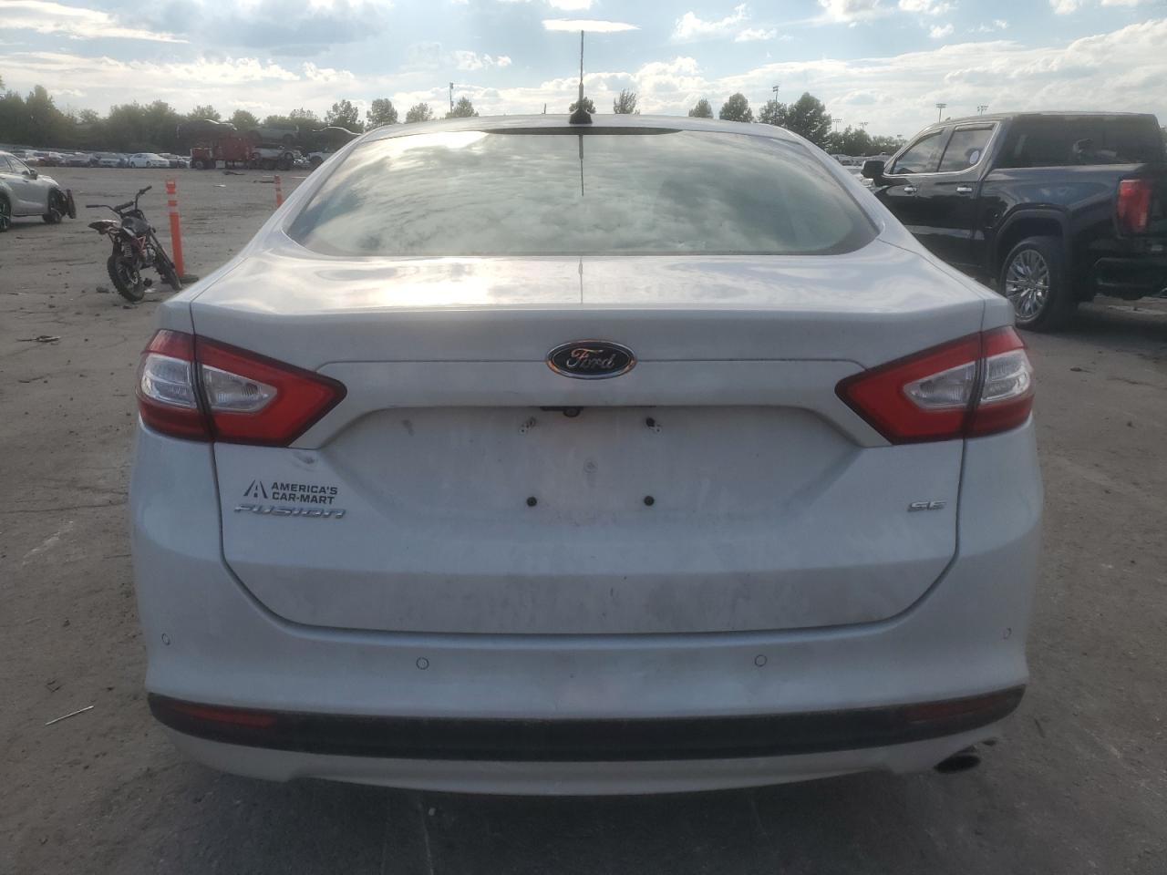 2015 FORD FUSION SE photo 6