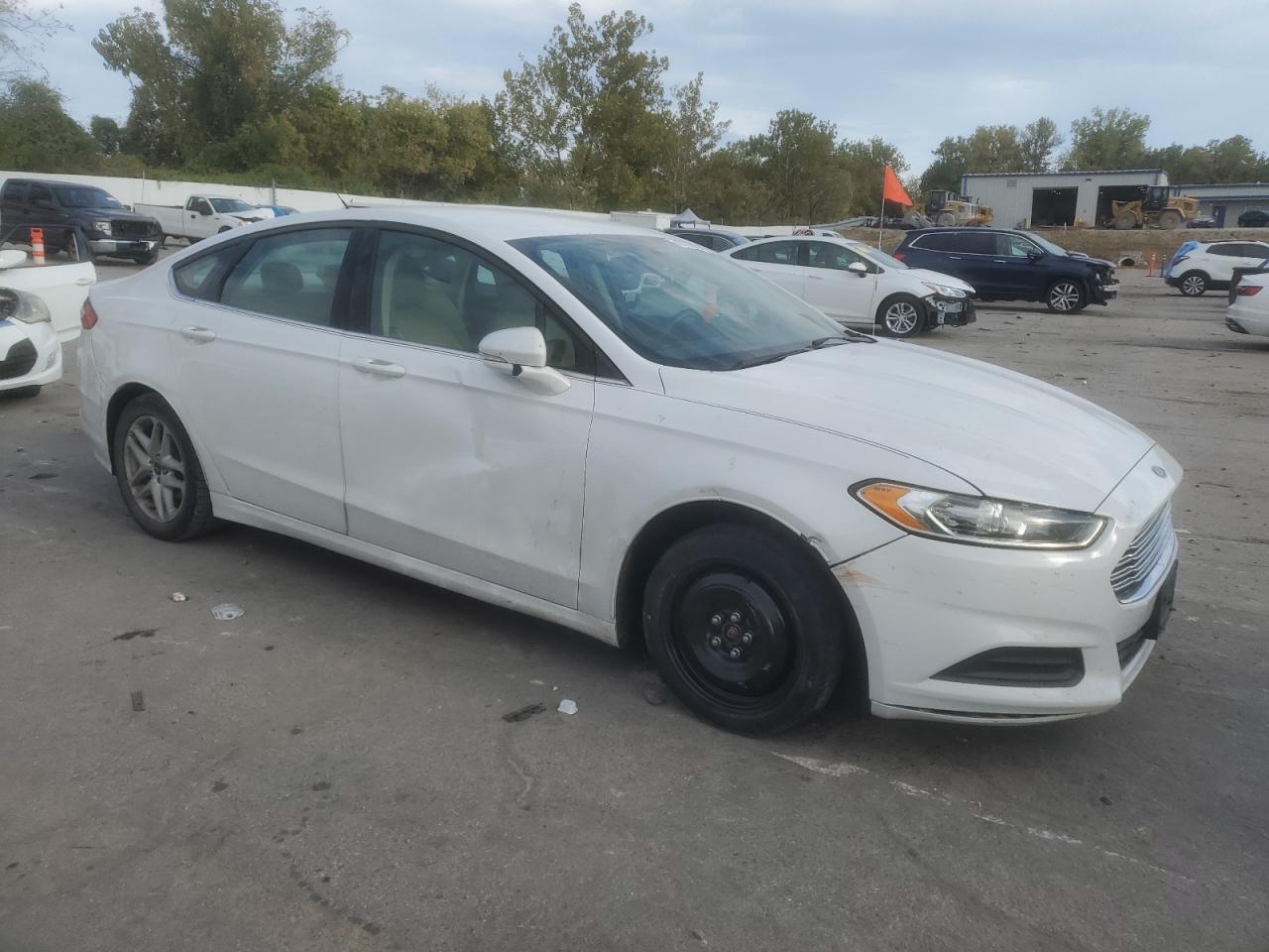 2015 FORD FUSION SE photo 4