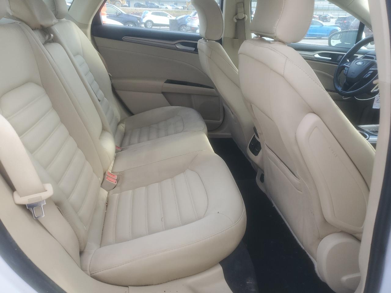 2015 FORD FUSION SE photo 10