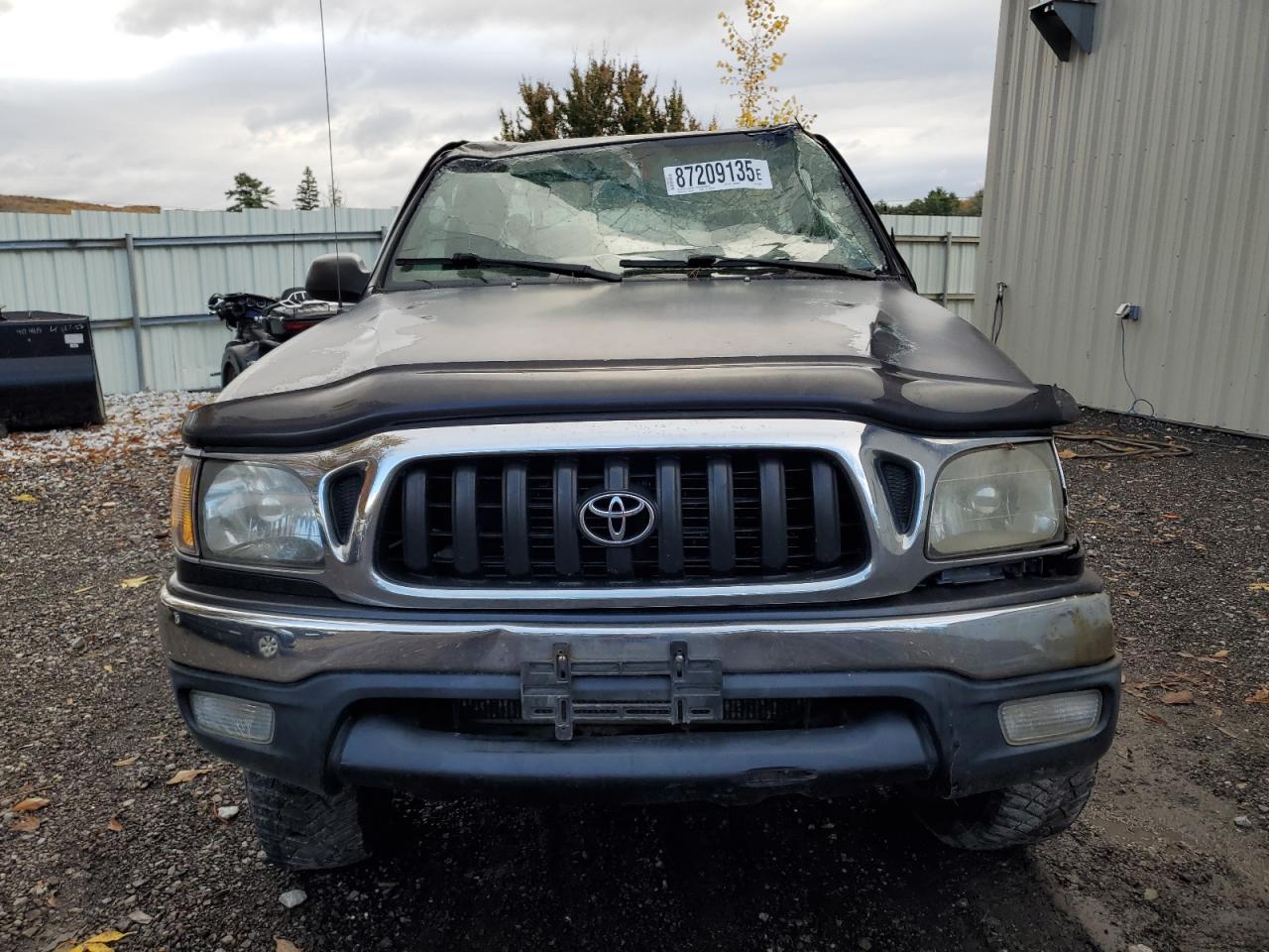 2004 TOYOTA TACOMA V6 photo 9