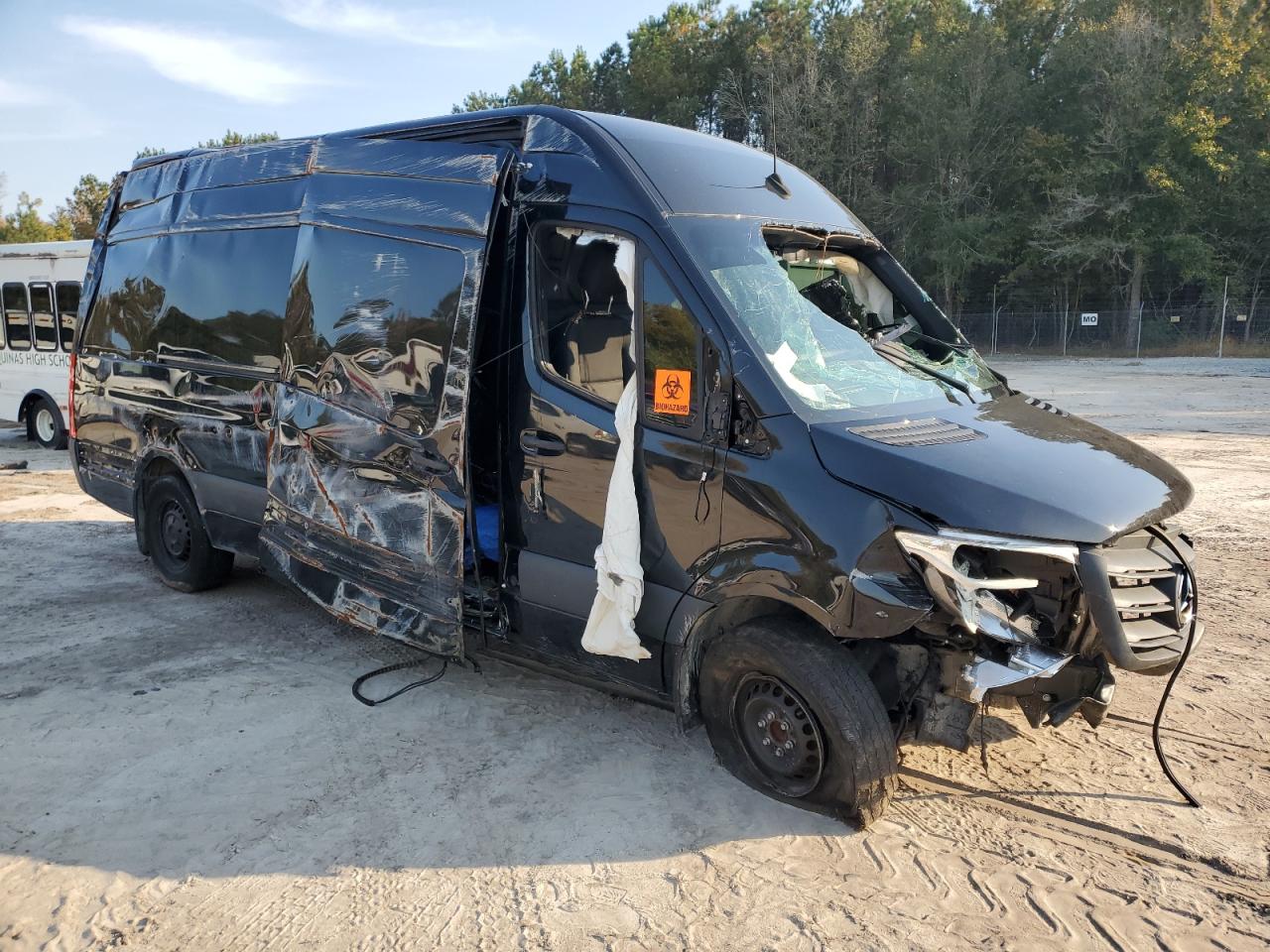 2023 MERCEDES-BENZ SPRINTER 2500 photo 4