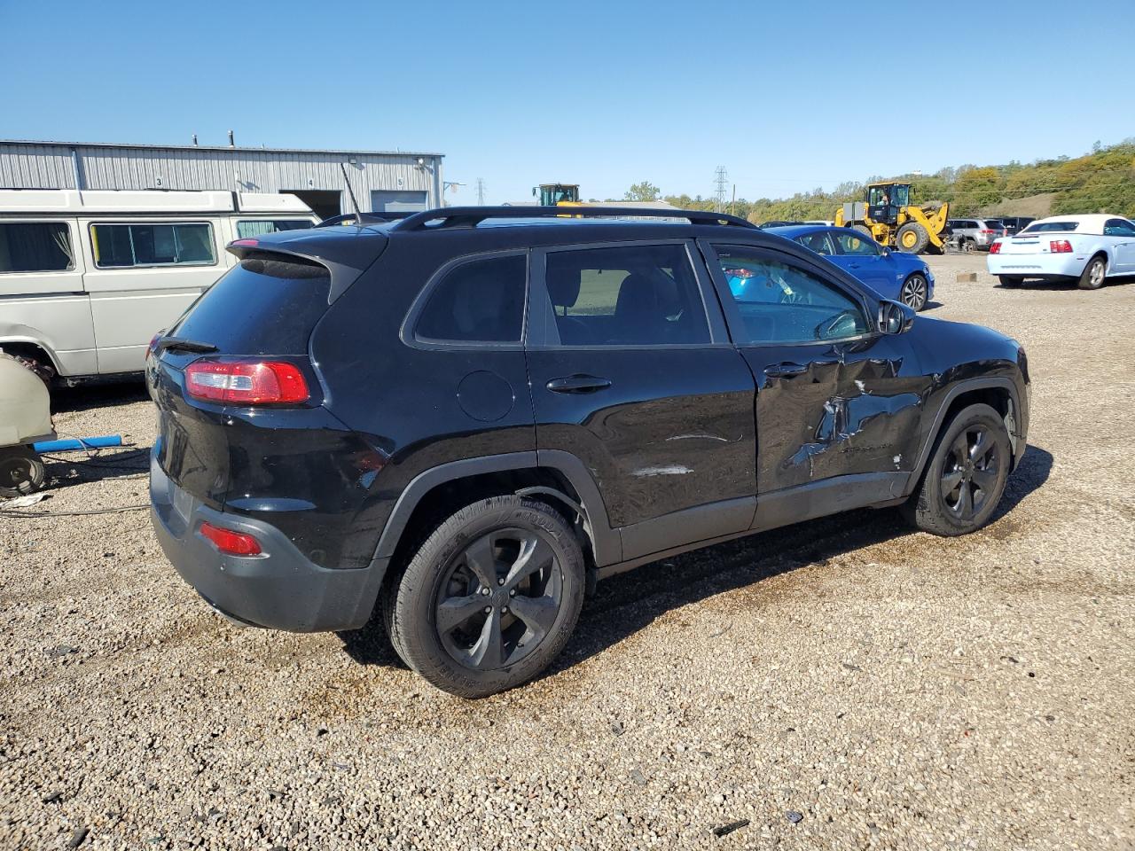 2017 JEEP CHEROKEE LIMITED photo 5
