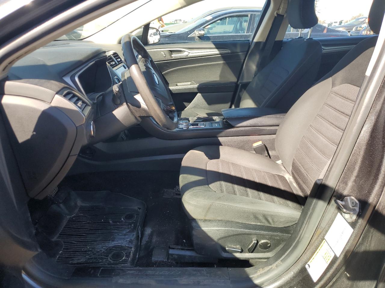 2019 FORD FUSION SE photo 7