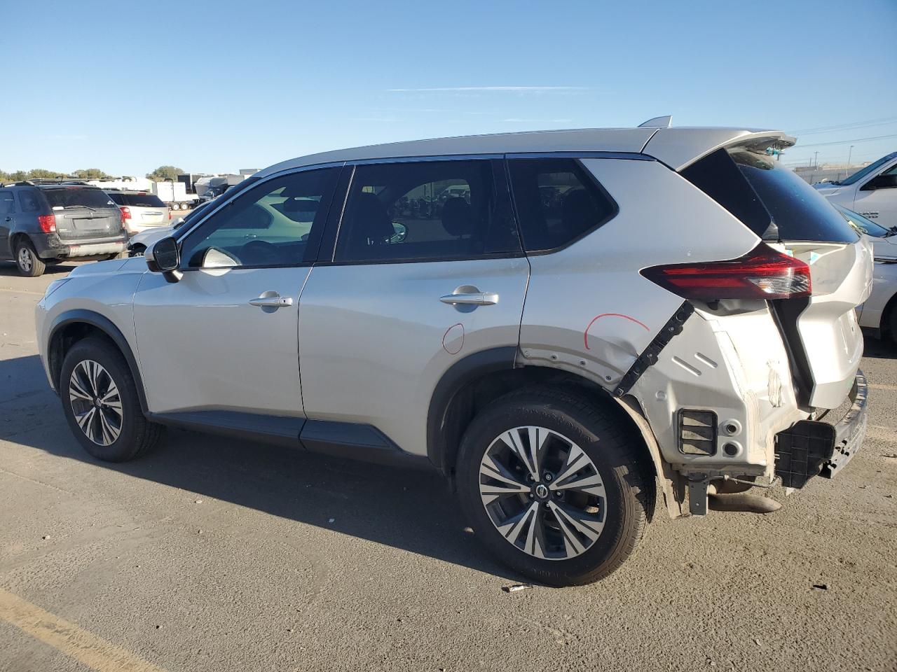 2021 NISSAN ROGUE SV photo 5