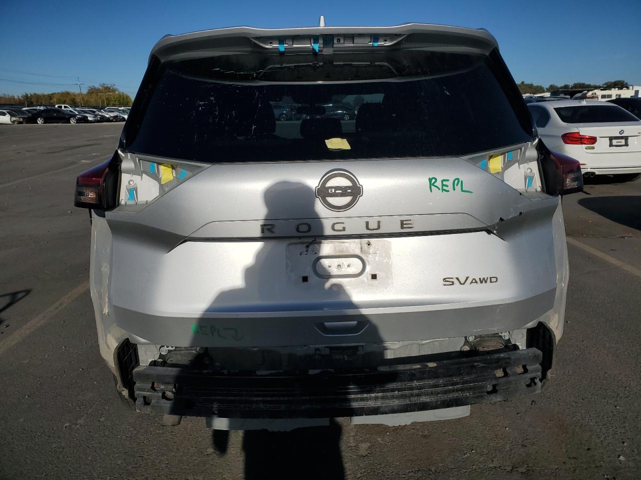 2021 NISSAN ROGUE SV photo 21