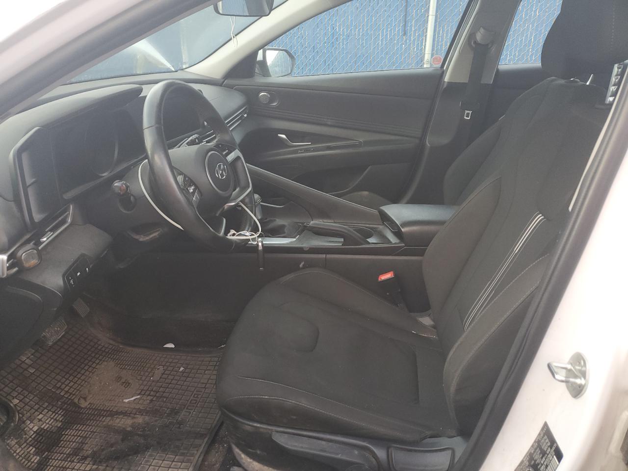 2021 HYUNDAI ELANTRA SEL photo 19