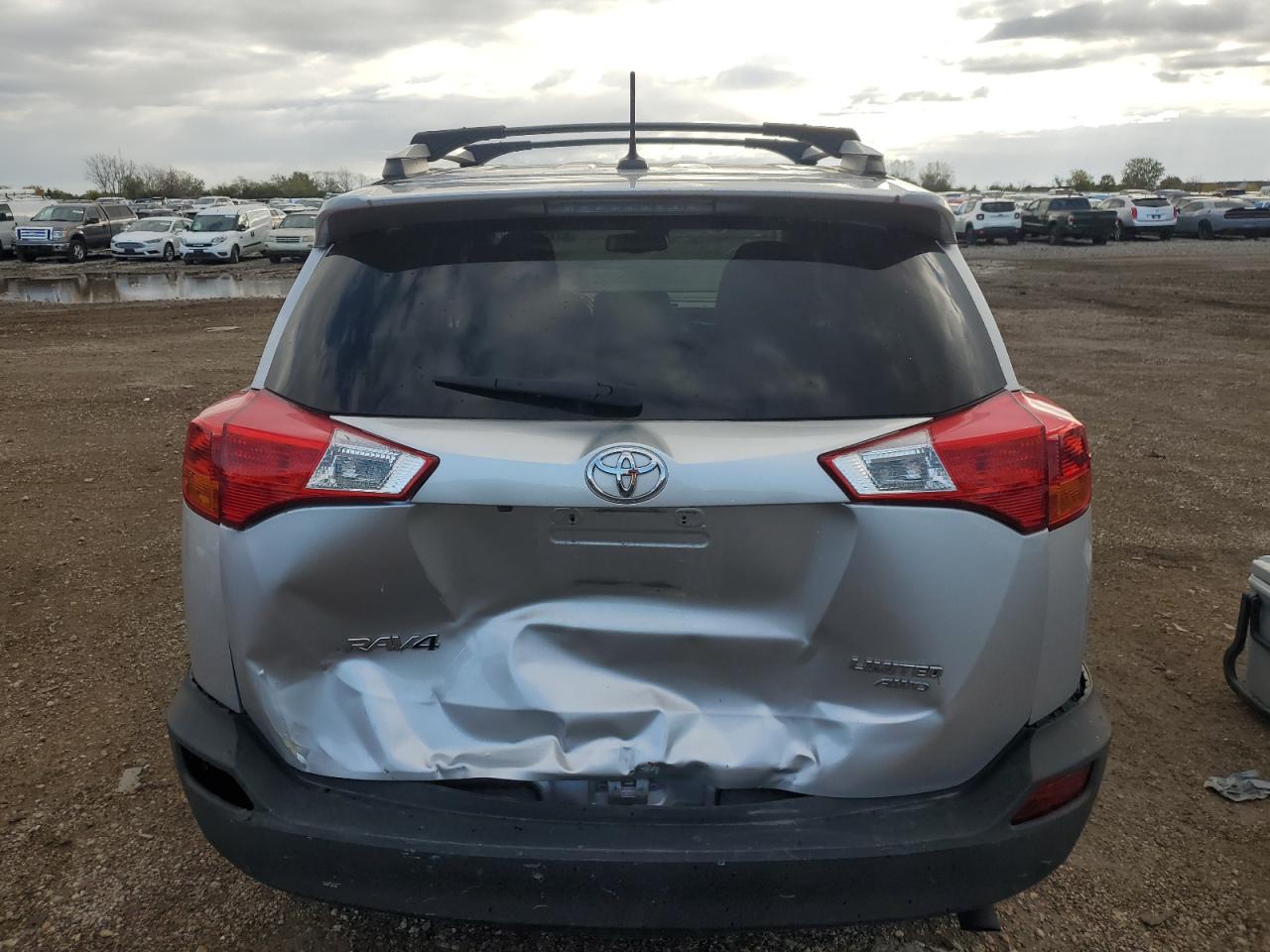2015 TOYOTA RAV4 LIMITED photo 11