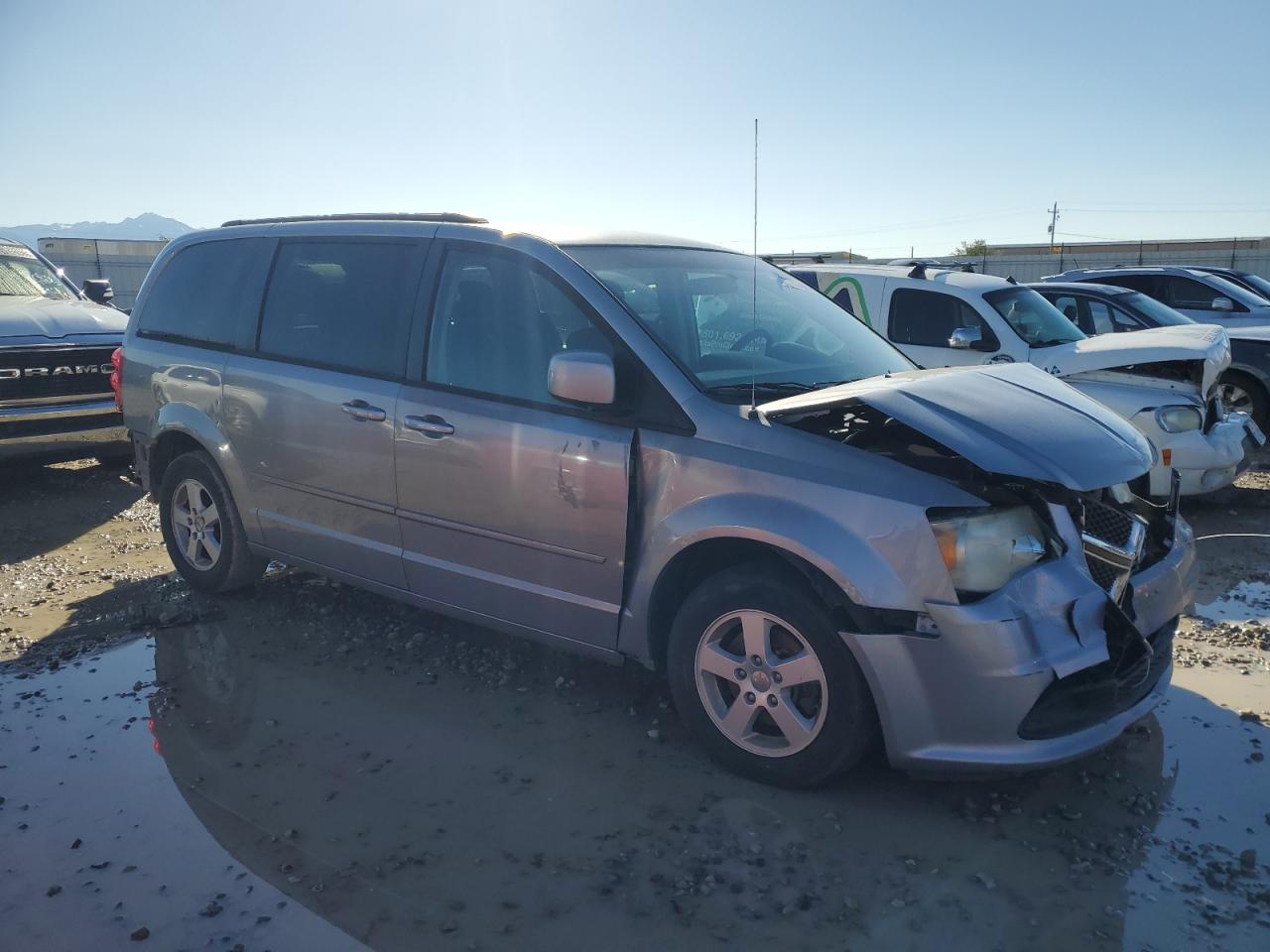 2013 DODGE GRAND CARA photo 4