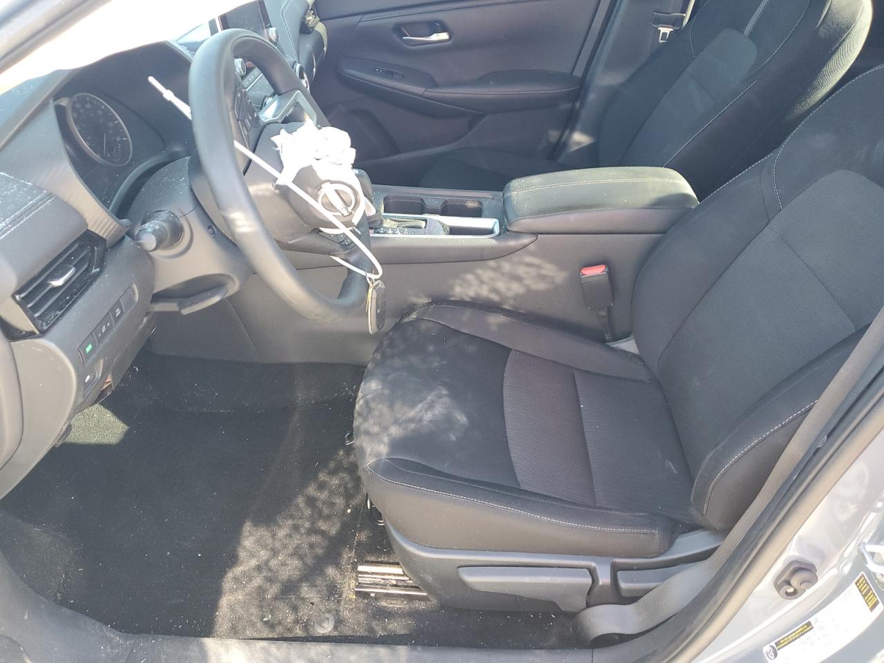 2024 NISSAN SENTRA SV photo 13