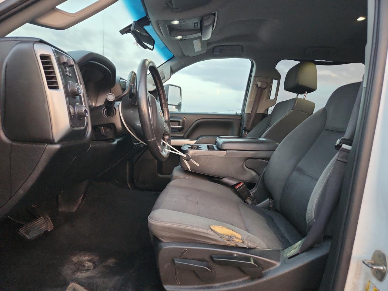 2017 CHEVROLET SILVERADO K2500 HEAVY DUTY LT photo 13