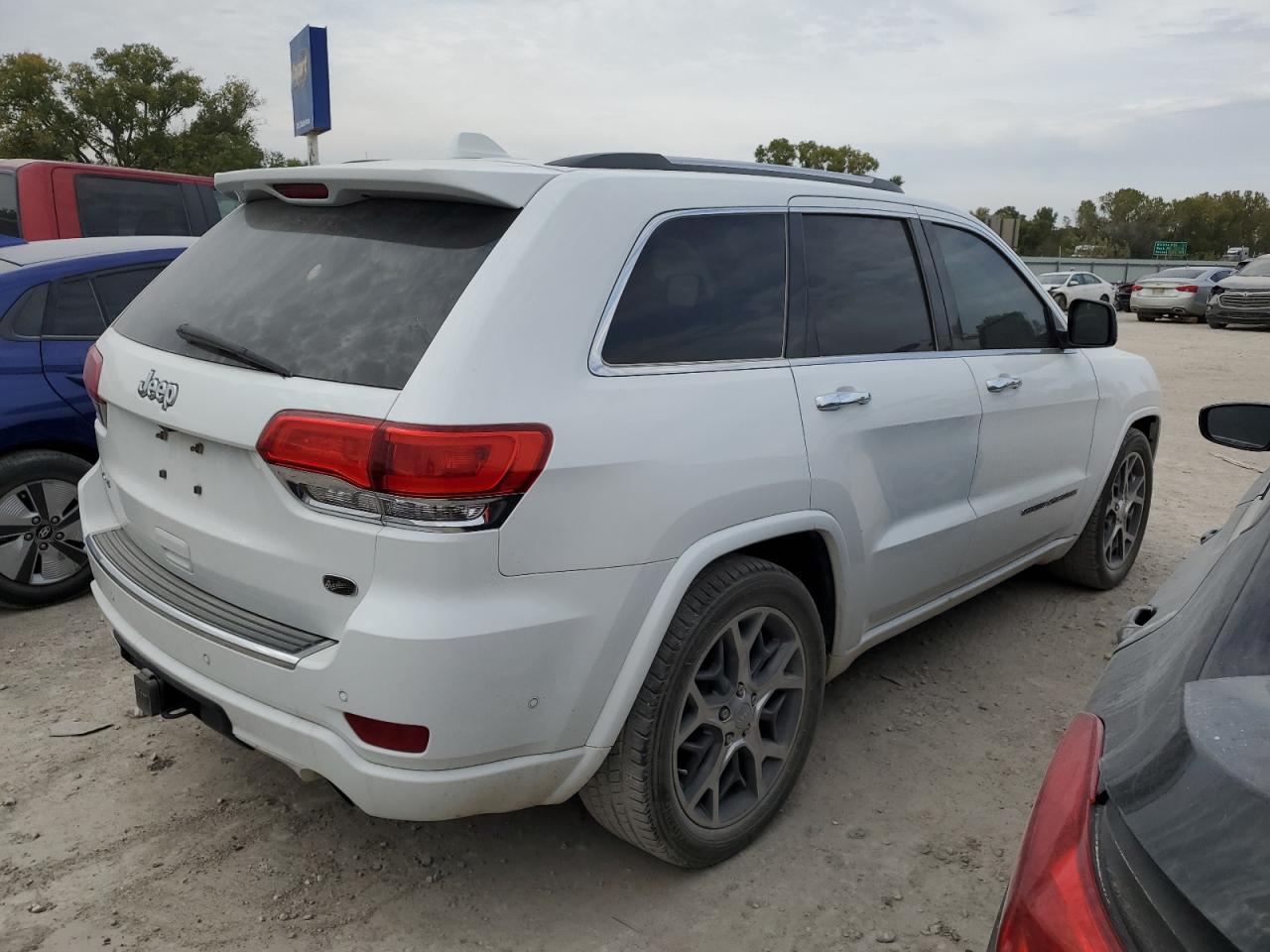 2020 JEEP GRAND CHEROKEE OVERLAND photo 5