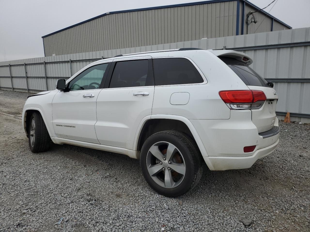2016 JEEP GRAND CHEROKEE OVERLAND photo 3
