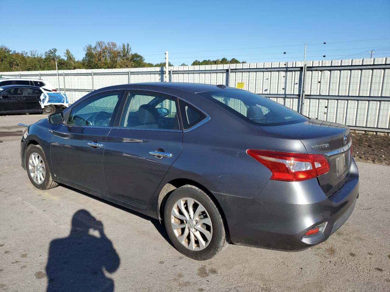 2018 NISSAN SENTRA SV photo 2