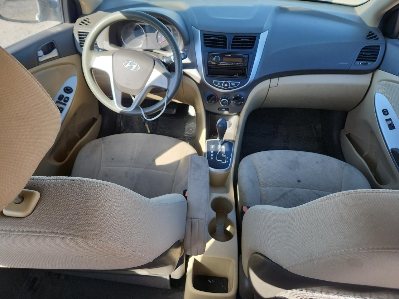 2014 HYUNDAI ACCENT GLS photo 8