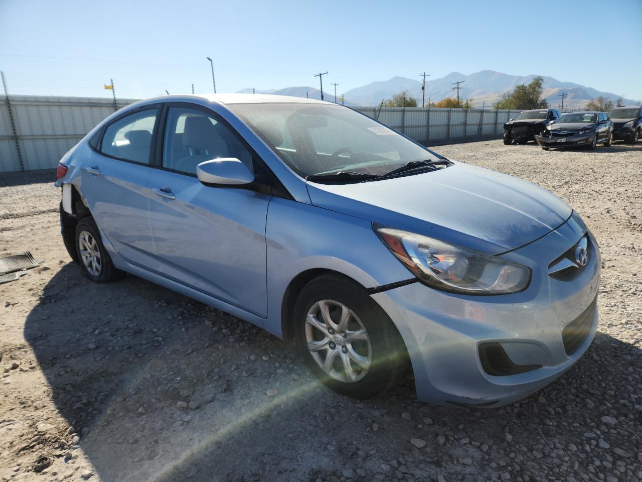 2014 HYUNDAI ACCENT GLS photo 4