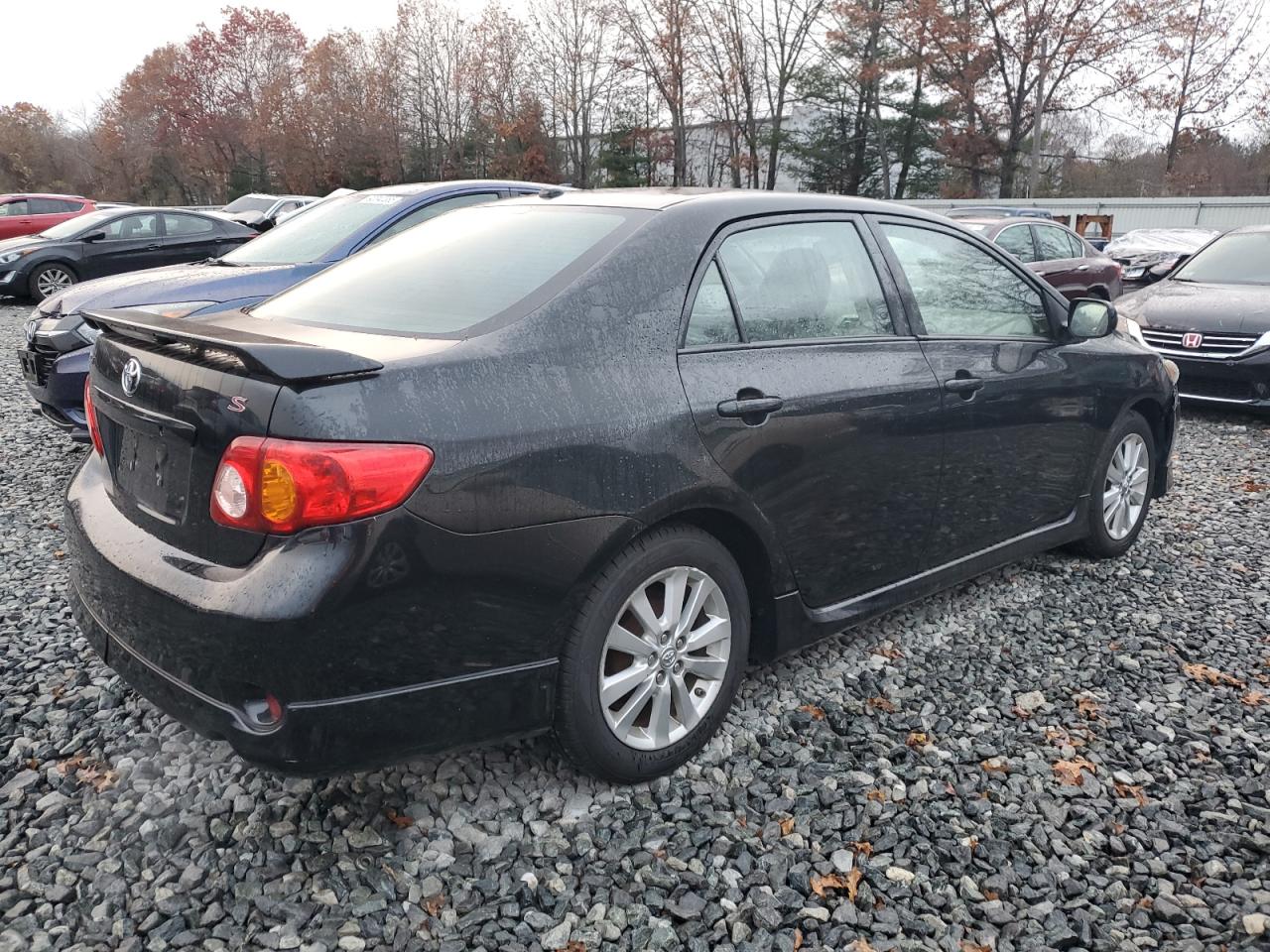 2010 TOYOTA COROLLA S photo 3