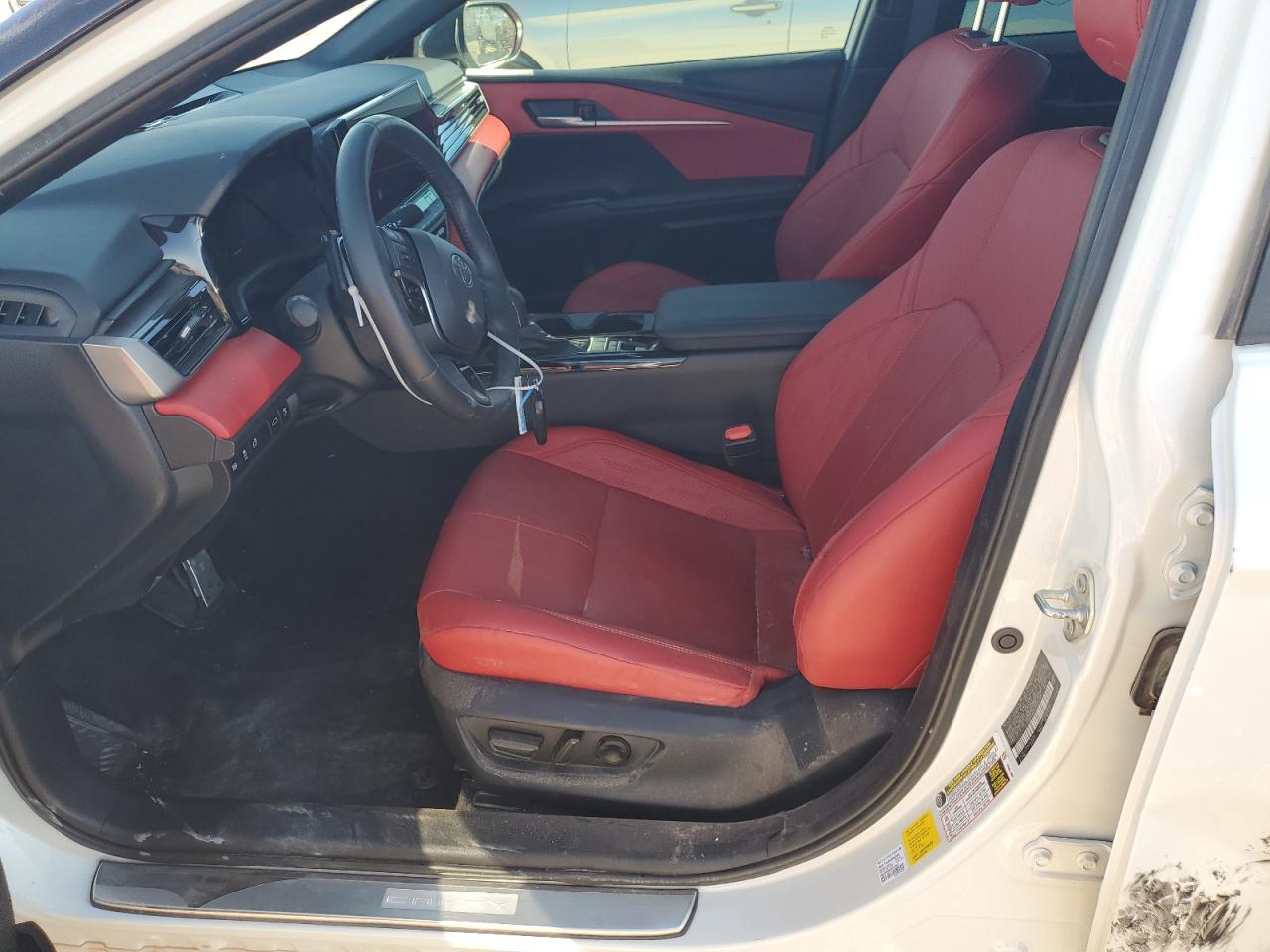 2025 TOYOTA CAMRY XSE photo 7