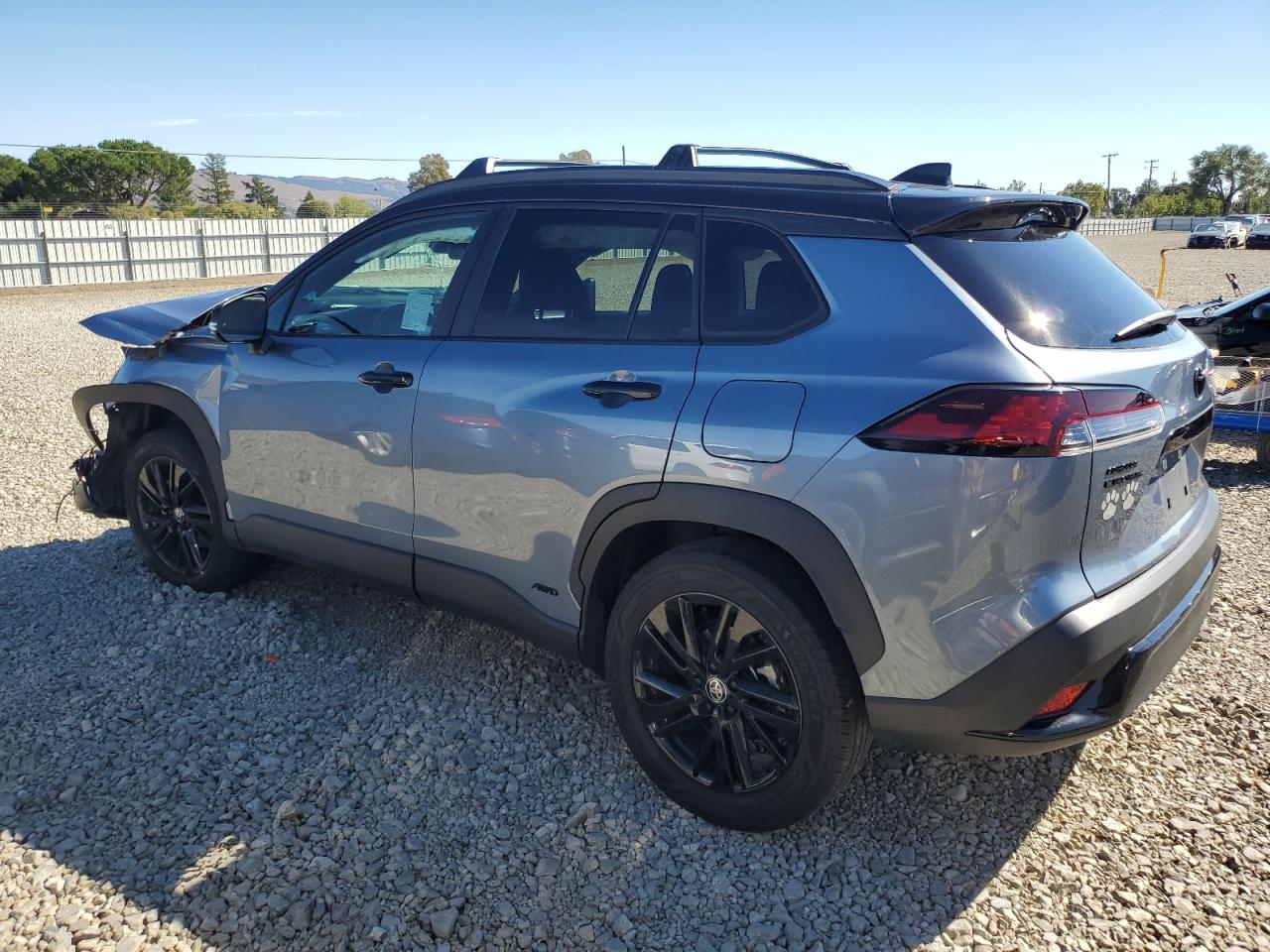 2024 TOYOTA COROLLA CROSS SE photo 3