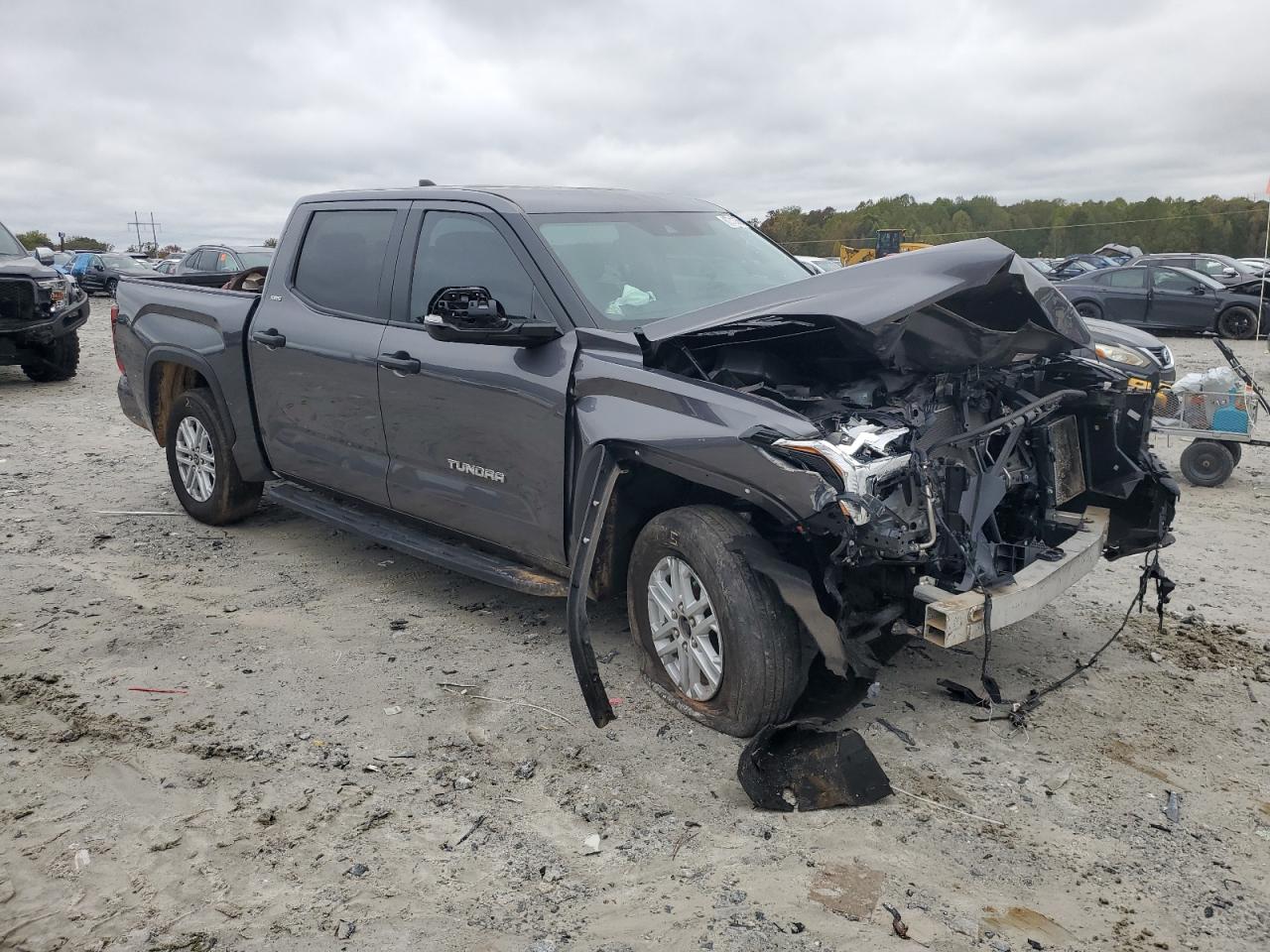2024 TOYOTA TUNDRA CREWMAX SR photo 7
