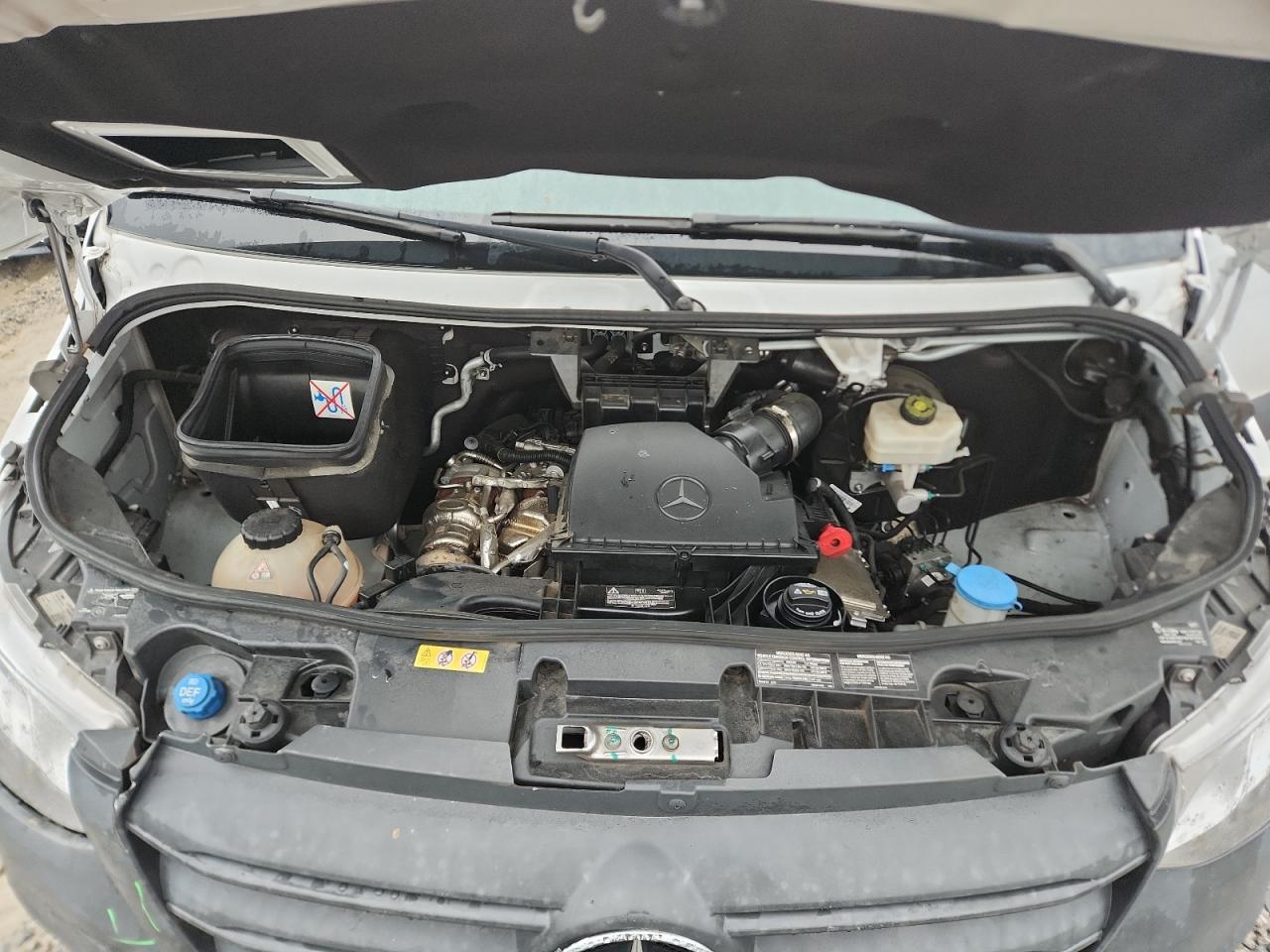 2023 MERCEDES BENZ SPRINTER DELIVERY VAN photo 23