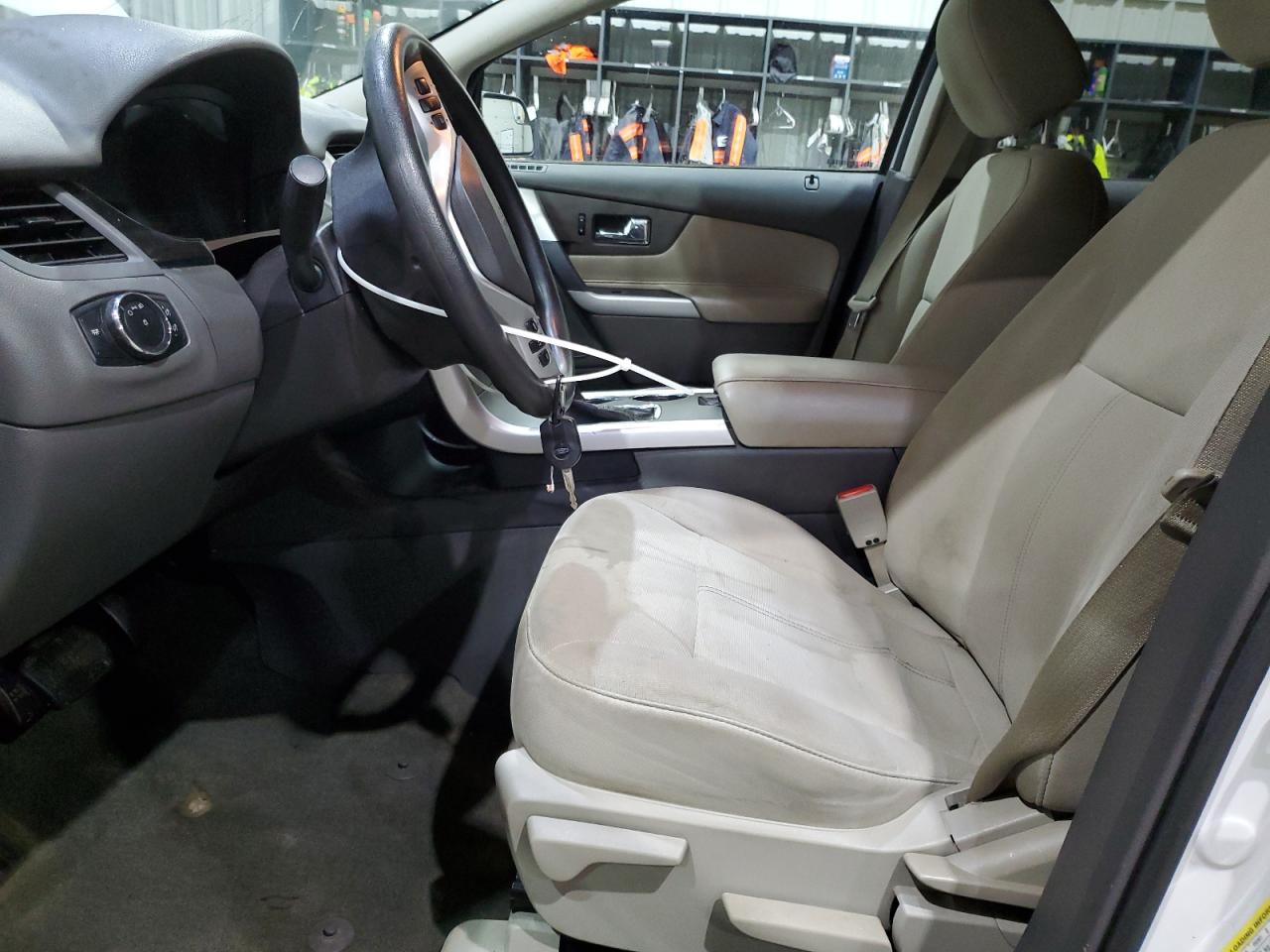 2013 FORD EDGE SE photo 13