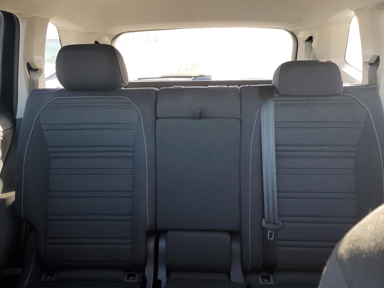 2024 VOLKSWAGEN TIGUAN S photo 10