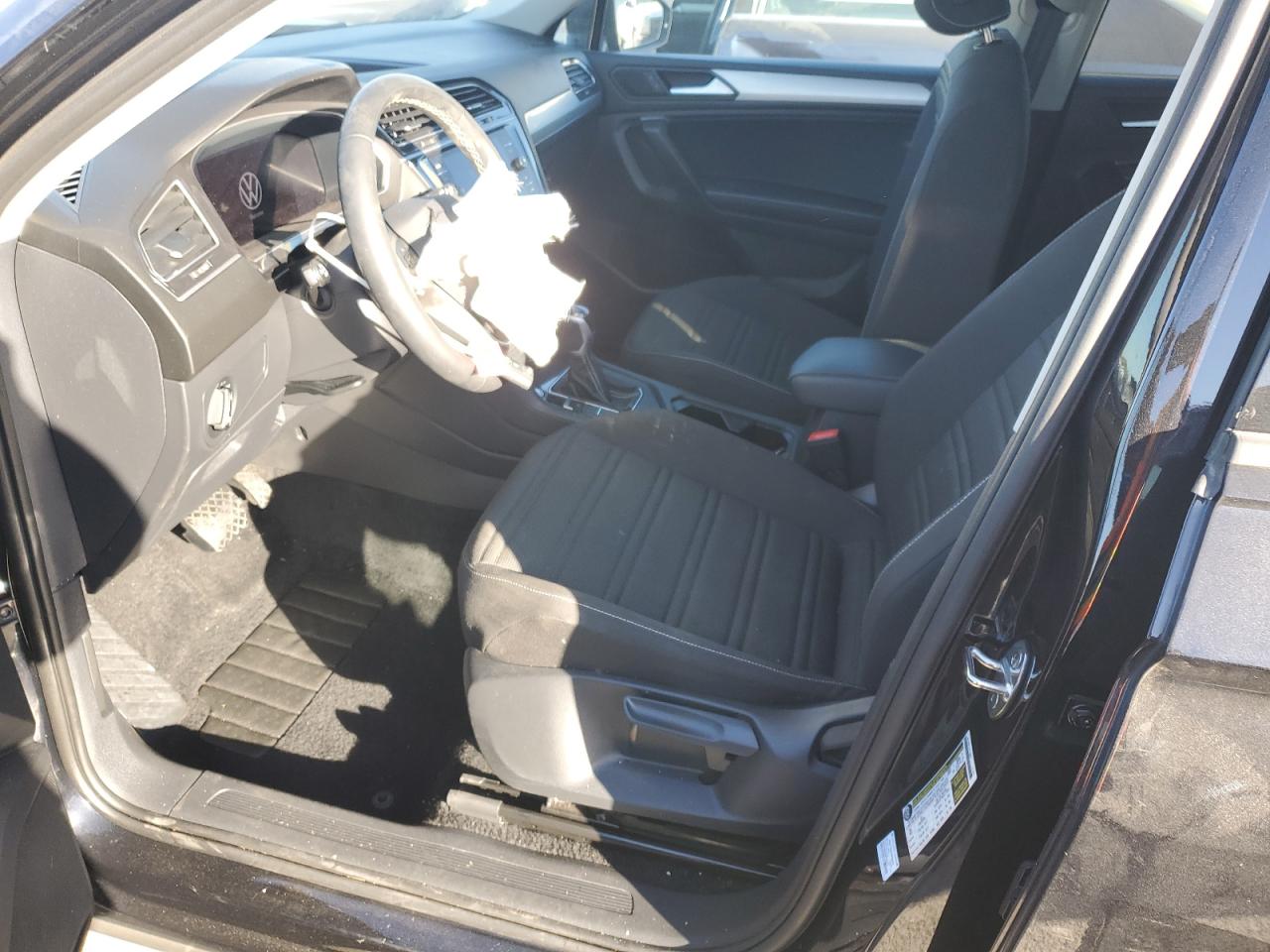 2024 VOLKSWAGEN TIGUAN S photo 7