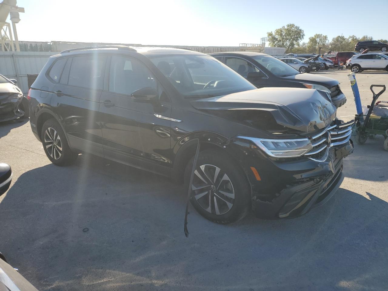 2024 VOLKSWAGEN TIGUAN S photo 4