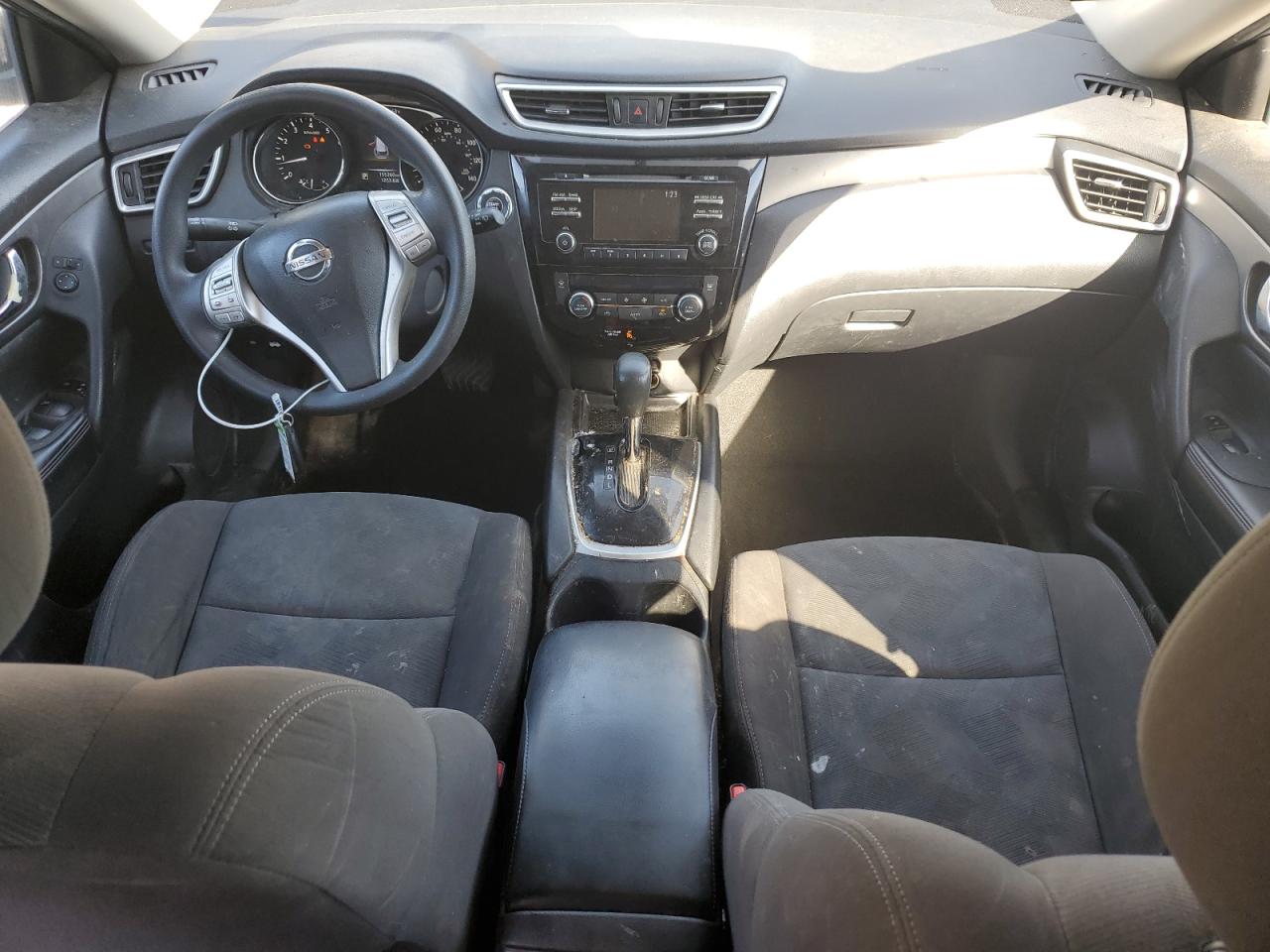 2016 NISSAN ROGUE SV photo 22