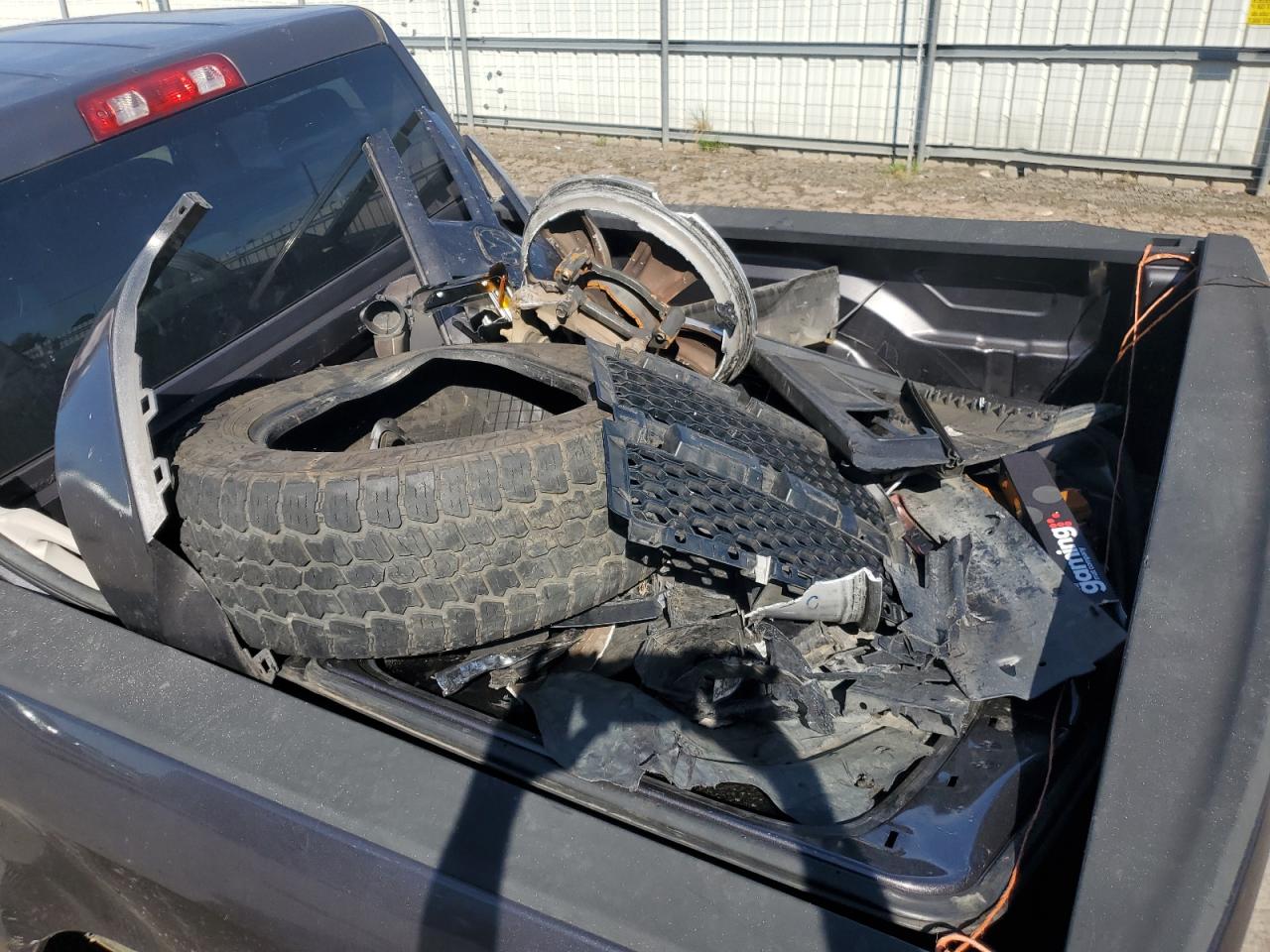 2015 RAM 1500 ST photo 12