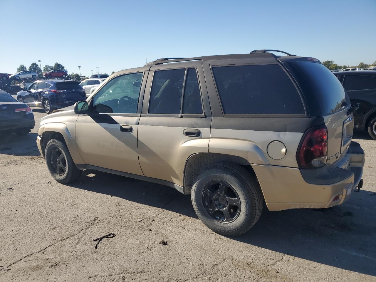 2006 CHEVROLET TRAILBLAZER LS photo 2
