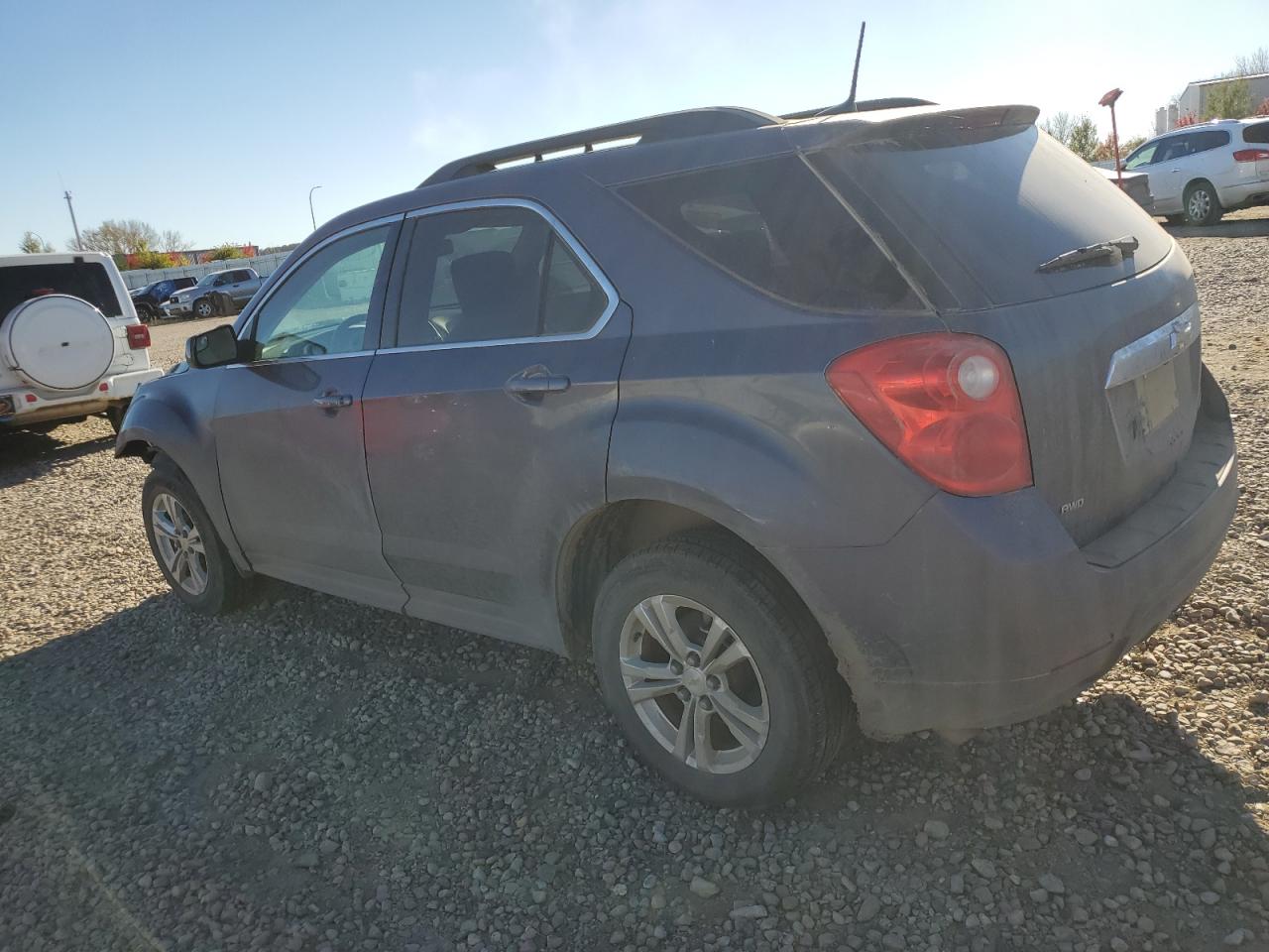 2013 CHEVROLET EQUINOX LT photo 2