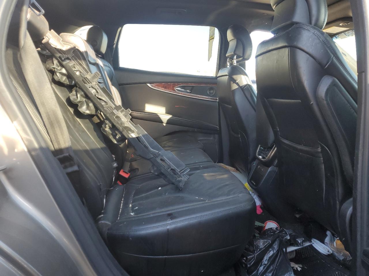 2016 LINCOLN TOWNHOUSE MKX RESERVE photo 10