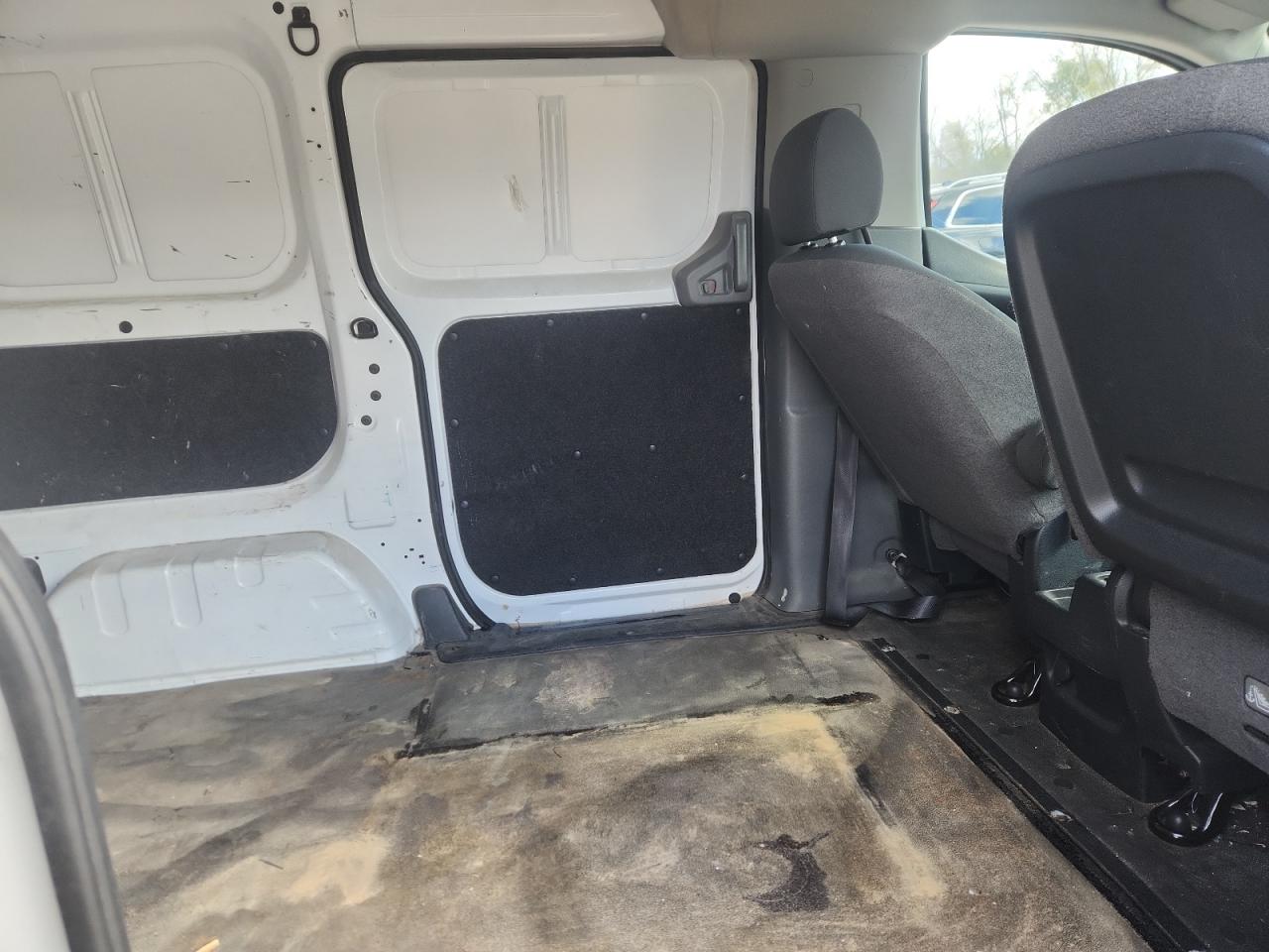 2021 NISSAN NV200 SV photo 19