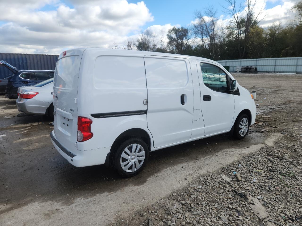 2021 NISSAN NV200 SV photo 5
