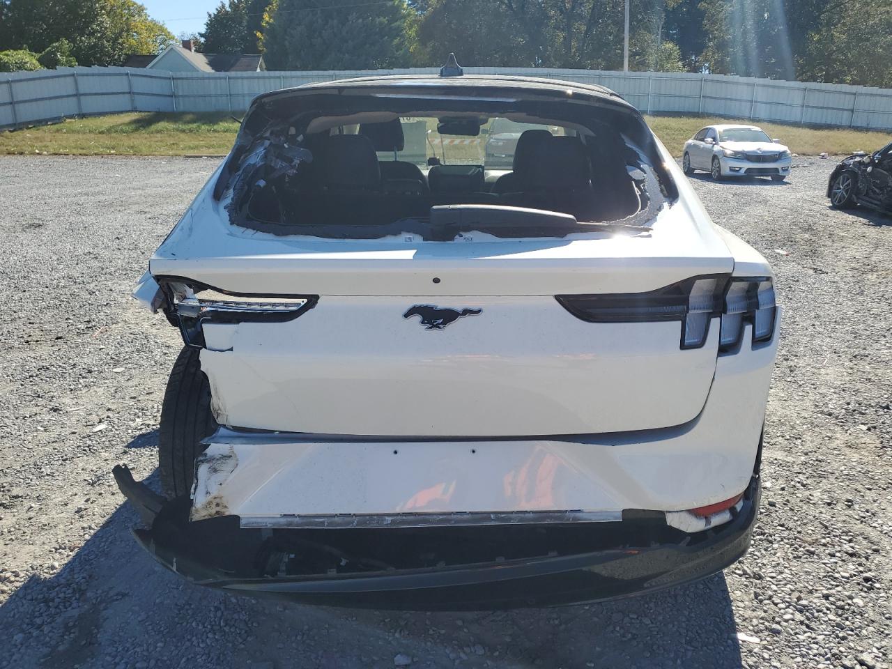 2021 FORD MUSTANG MACH-E PREMIUM photo 11