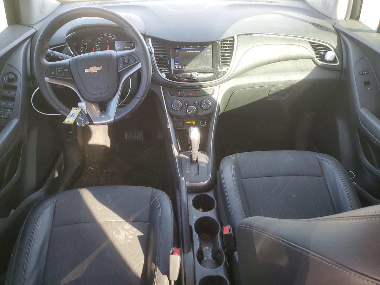 2022 CHEVROLET TRAX 1LT photo 8