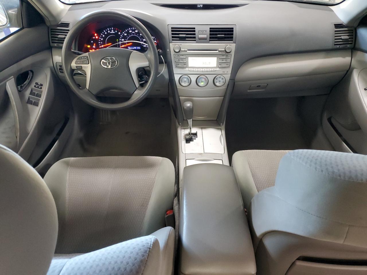 2011 TOYOTA CAMRY BASE photo 8