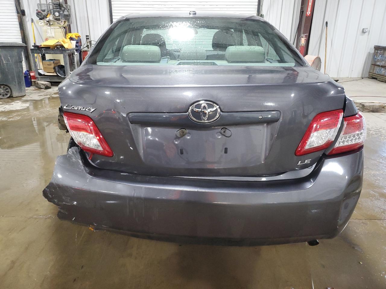 2011 TOYOTA CAMRY BASE photo 6