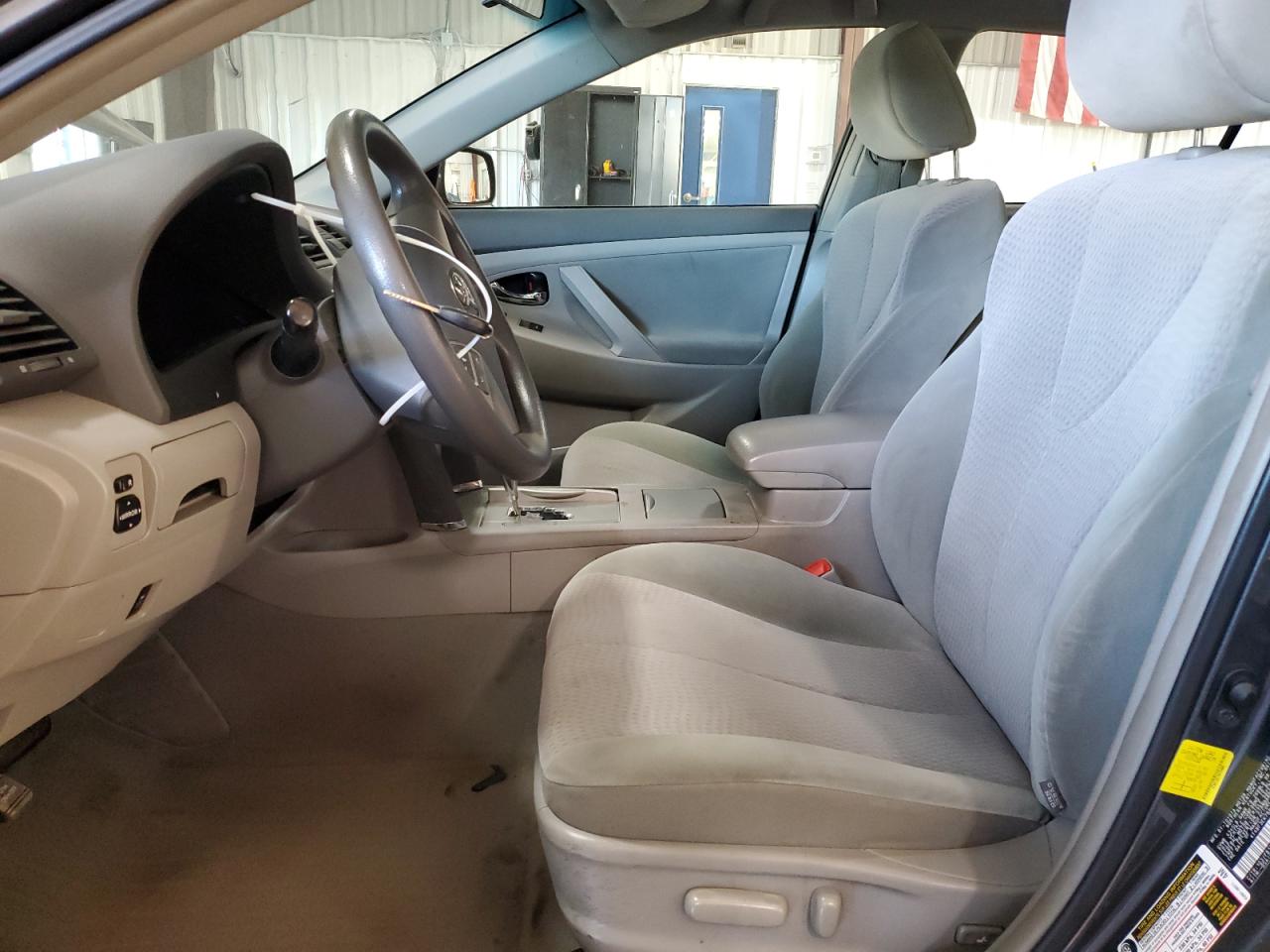 2011 TOYOTA CAMRY BASE photo 7