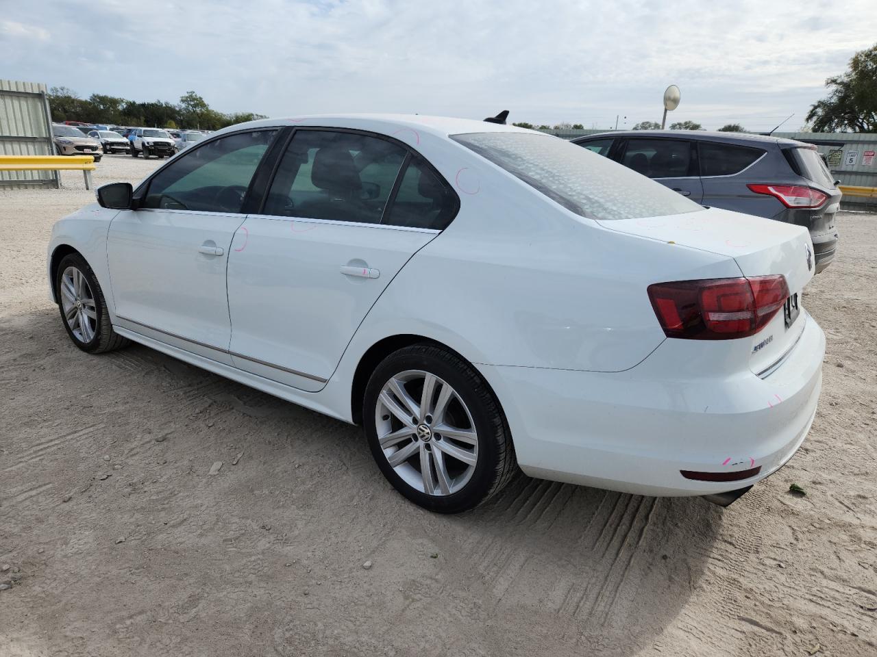 2017 VOLKSWAGEN JETTA SEL photo 4