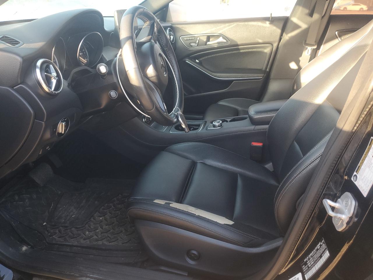 2018 MERCEDES-BENZ CLA 250 photo 13