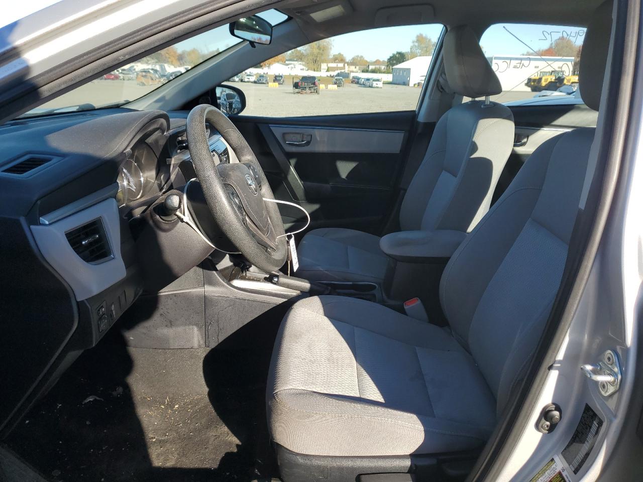 2016 TOYOTA COROLLA L photo 13