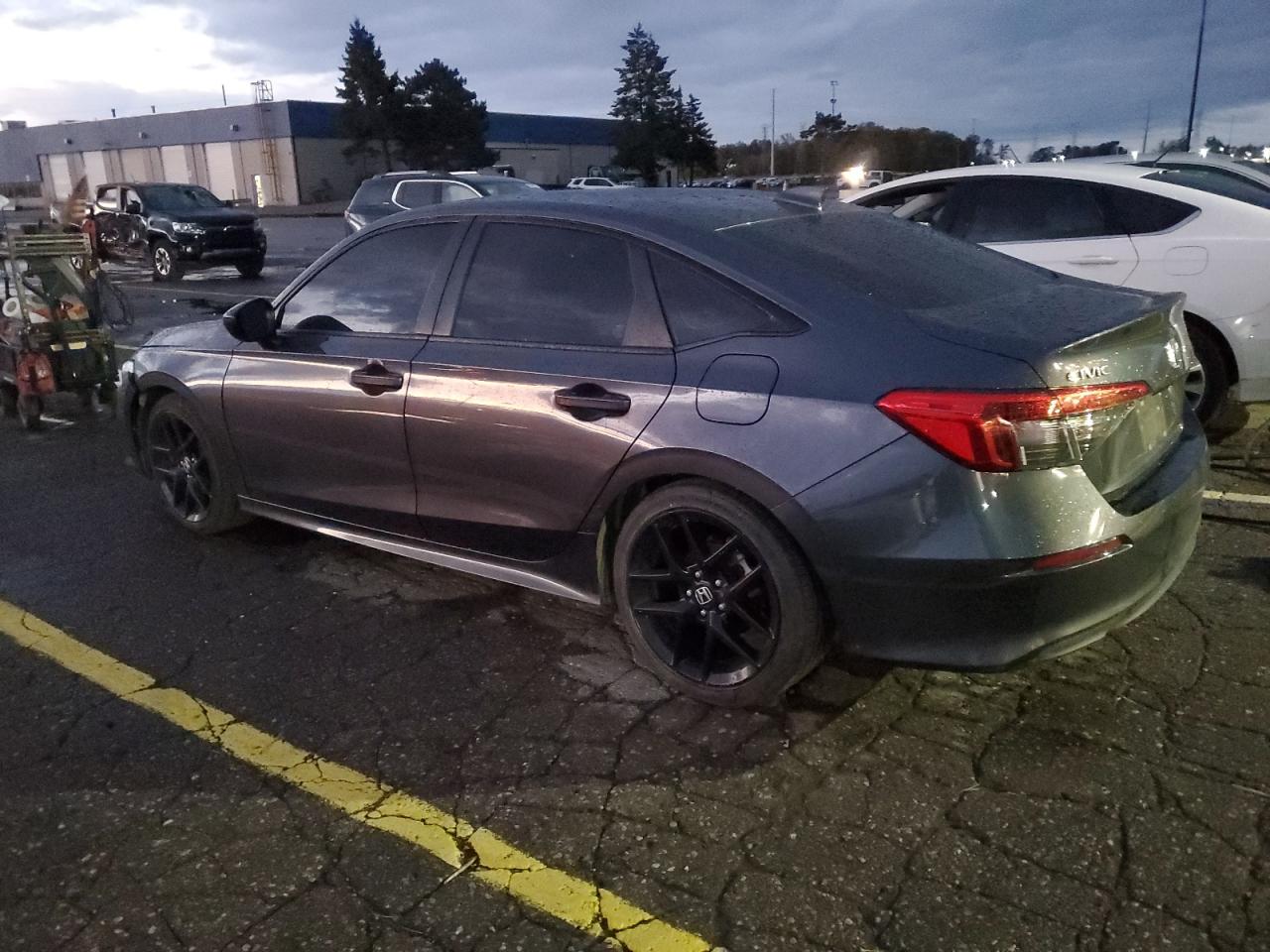 2024 HONDA CIVIC SPORT photo 3