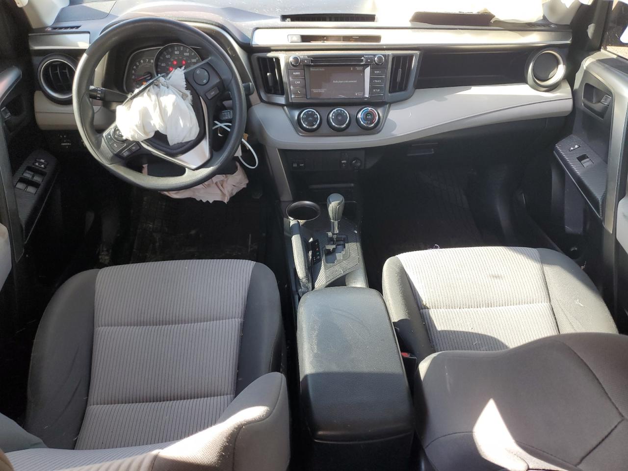 2015 TOYOTA RAV4 LE photo 8
