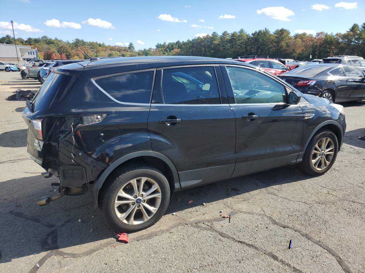 2017 FORD ESCAPE SE photo 3