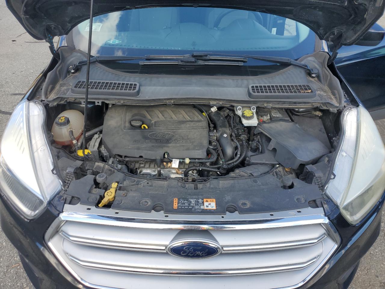 2017 FORD ESCAPE SE photo 12