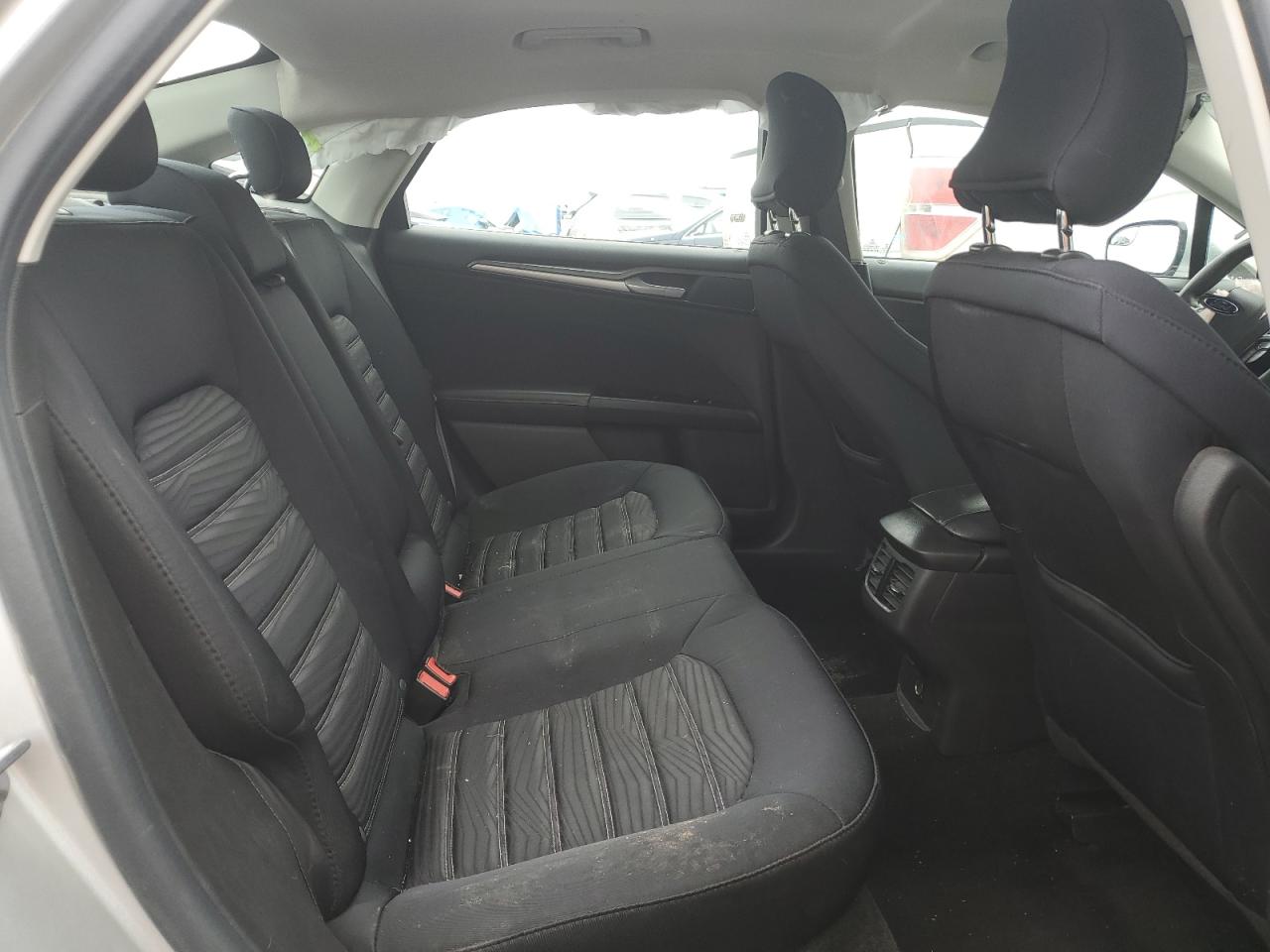 2016 FORD FUSION SE photo 10